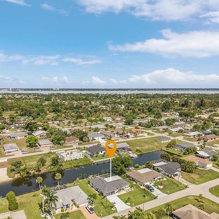 Cozy Retreat, Heated Pool, Water Canal, Bikes,3 Bedroom Cape Coral Kültér fotó