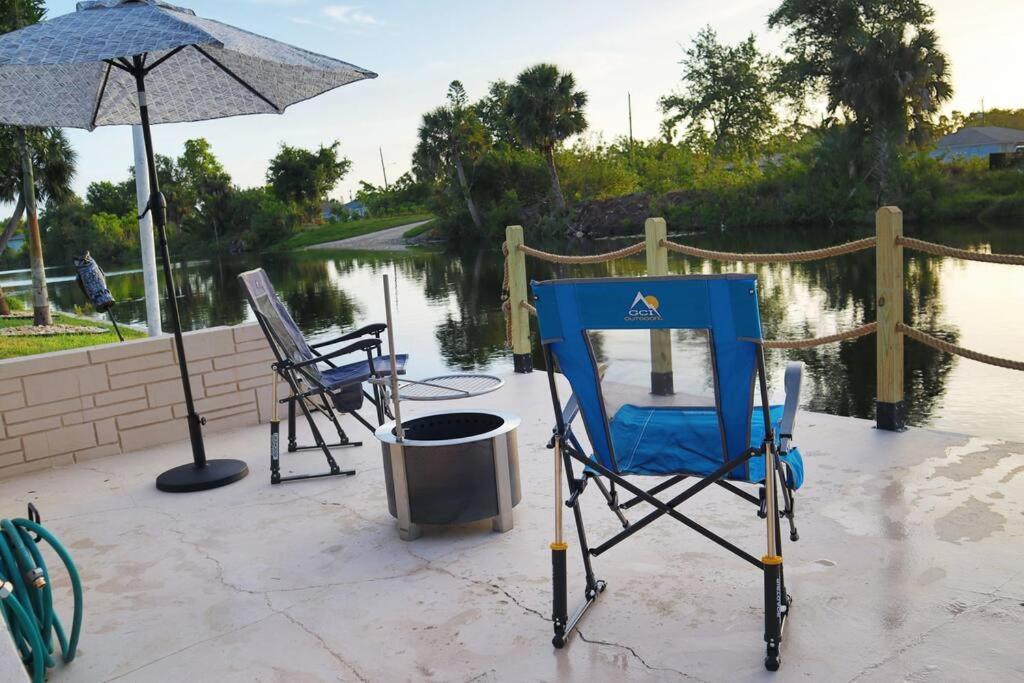 Cozy Retreat, Heated Pool, Water Canal, Bikes,3 Bedroom Cape Coral Kültér fotó