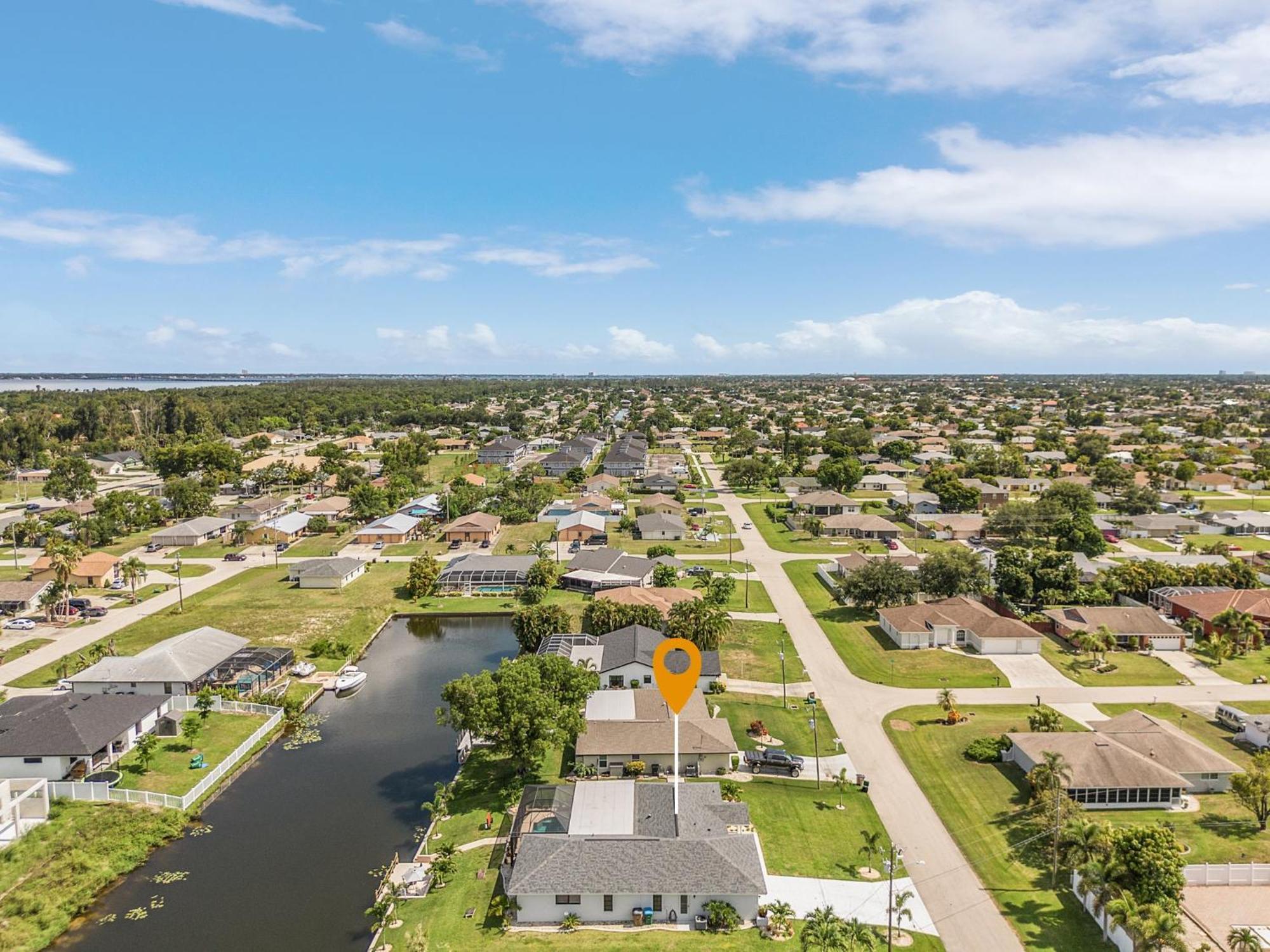 Cozy Retreat, Heated Pool, Water Canal, Bikes,3 Bedroom Cape Coral Kültér fotó